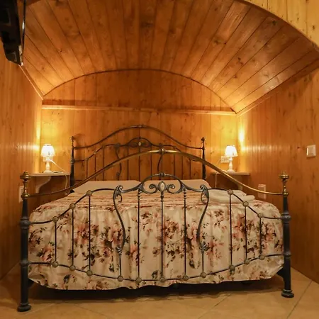 Semesterbostad Terra E Marte Nella Roccia