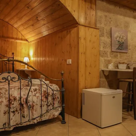 Terra E Marte Nella Roccia Semesterbostad Bari